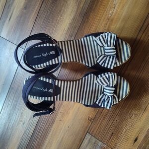 American Eagle Navy Blue and White Striped Wedge Sandals with Bow